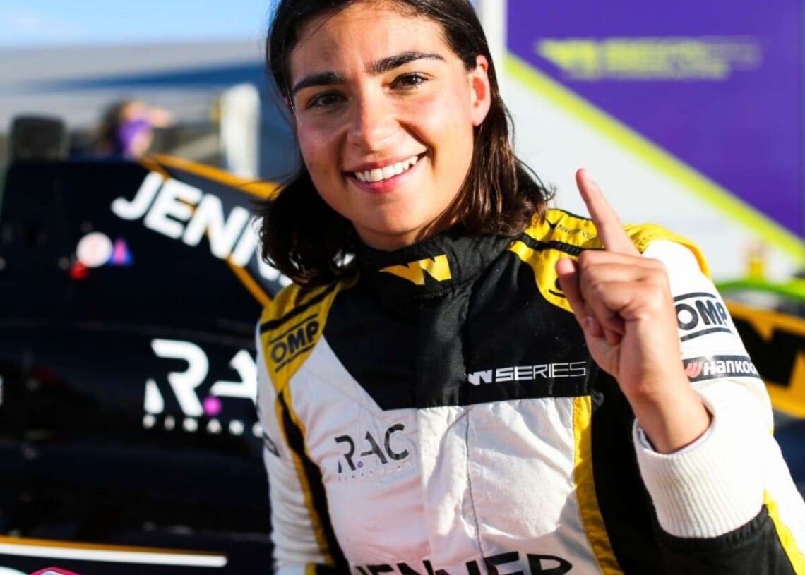 Jamie Chadwick Net Worth, Racing Career, Salary, Boyfriend and more ...