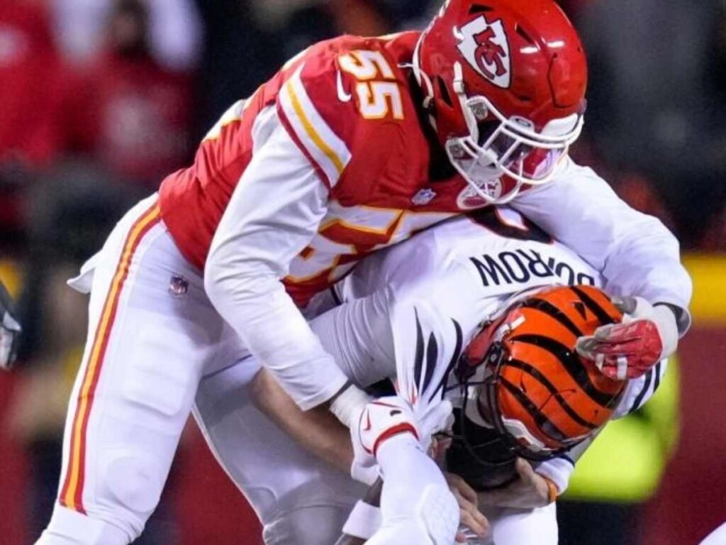 Frank Clark tackling Joe Burrow in the AFC Championship game (Image via Yahoo! Sports)