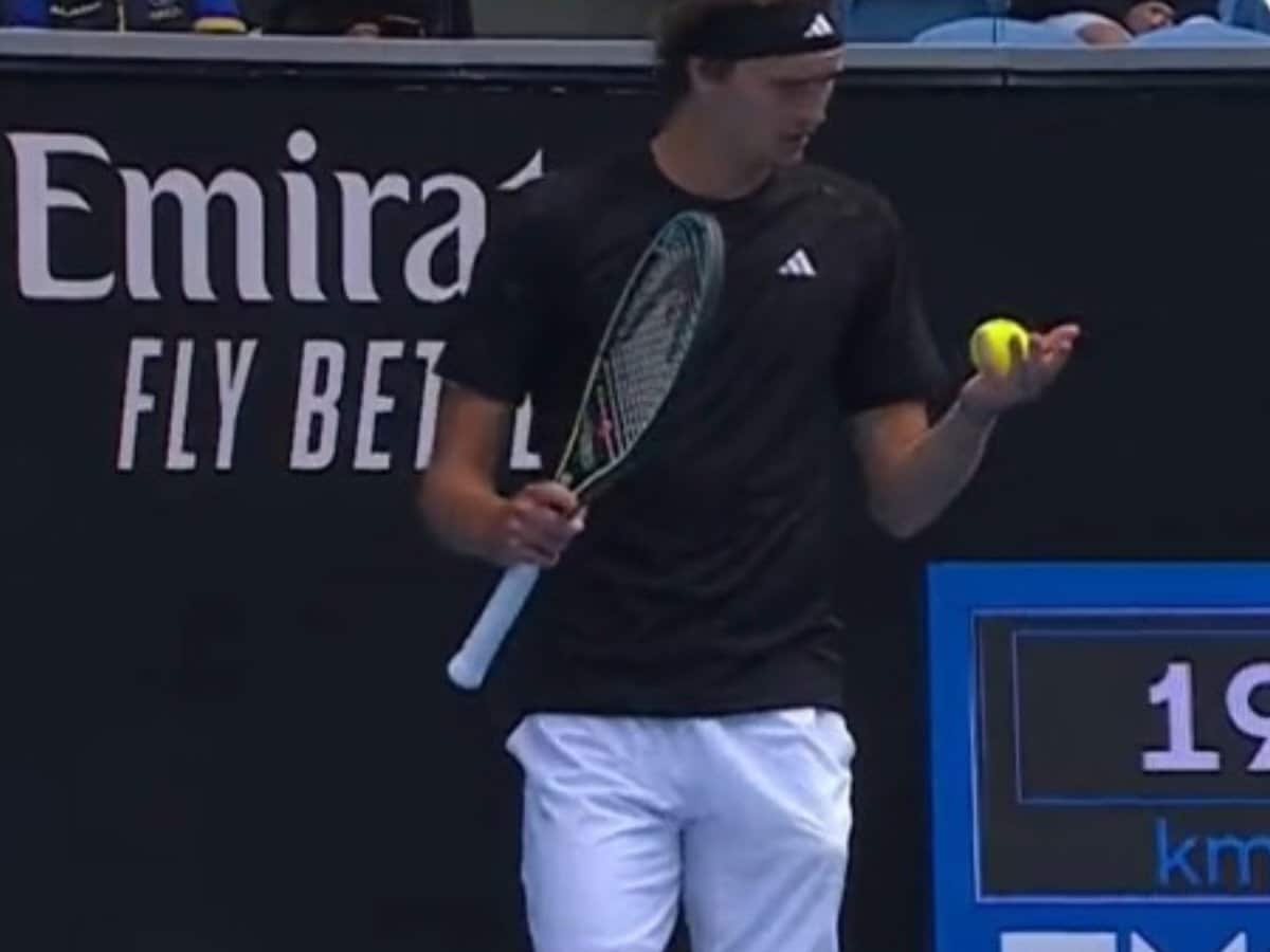 Watch: Bird poops on Alexander Zverev’s head in a hilarious moment during his Australian Open match against Michael Mmoh