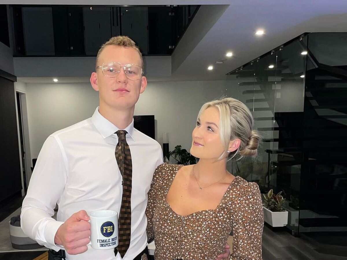 Brady Tkachuk’s wife Emma Farinacci [Image Credit: The US Sun]