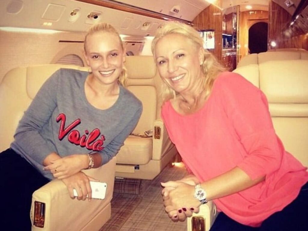 Donna Vekic with mother Brankica Vekic