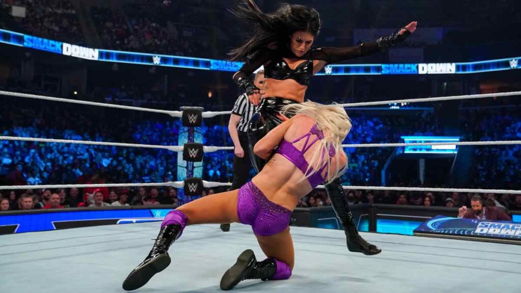 Charlotte Flair vs. Sonya Deville on WWE SmackDown