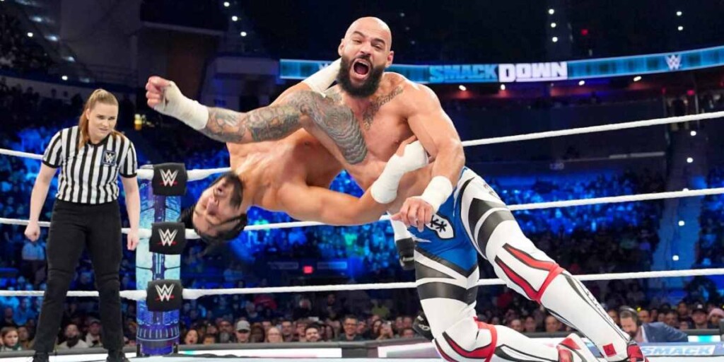 Ricochet vs. Santos Escobar on WWE SmackDown