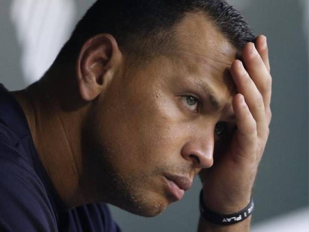 Why was Alex Rodriguez banned from the MLB in 2014?