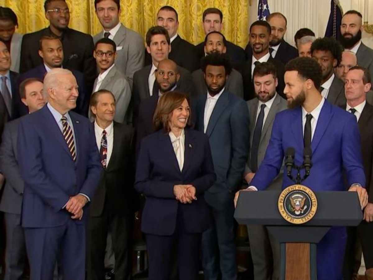 Stephen Curry and Steve Kerr meet President Joe Biden during the team’s visit to the White House