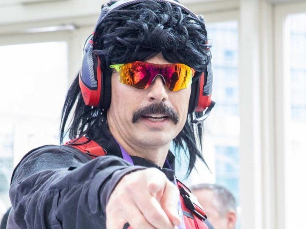 "Appreciate you, Doctor," Fan sends a $500 donation to Dr DisRespect to celebrate the birth of his first child