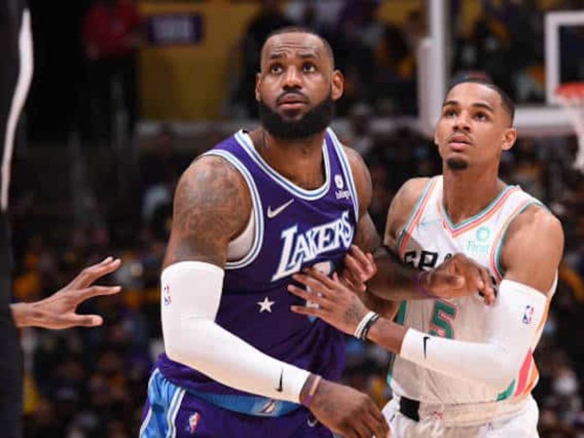 “That was my favorite player… he was special,” Dejounte Murray reveals why LeBron James can be the greatest player ever in the NBA