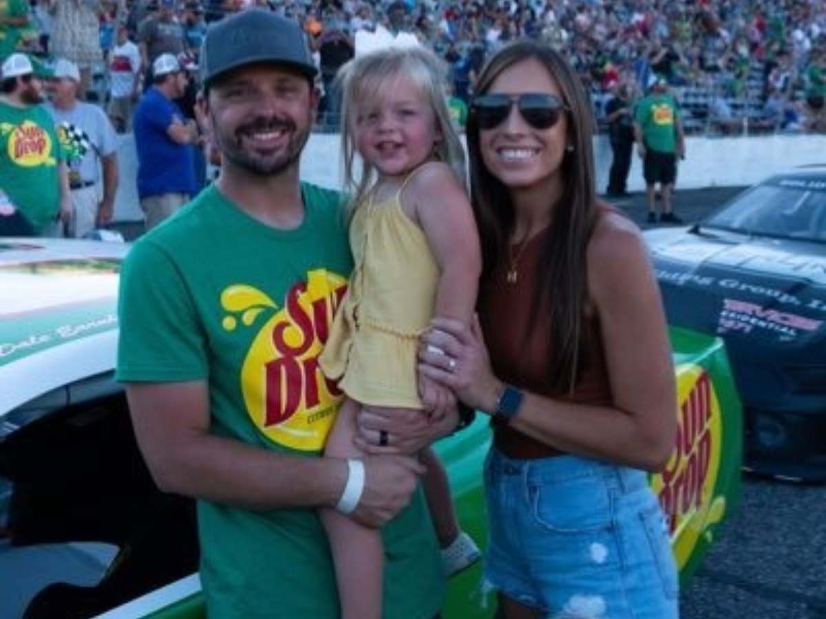 Josh Berry Net Worth Nascar Salary Endorsements And Wife