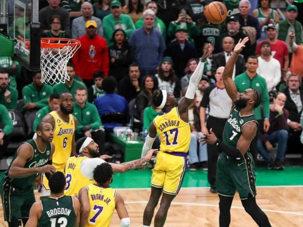 "This is the most rigged game I've seen in a long time," Fans blast ...