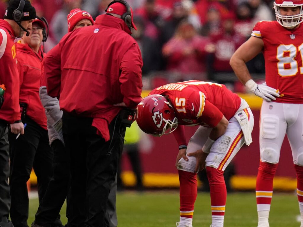 Brittany Mahomes UPHOLDS Chiefs Backup QB Chad Henne After He Briefly ...