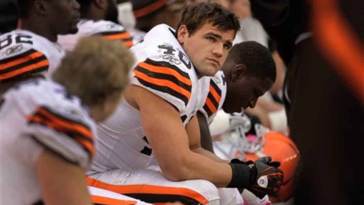 Former NFL running back Peyton Hillis in ICU after saving his kids from drowning in the ocean