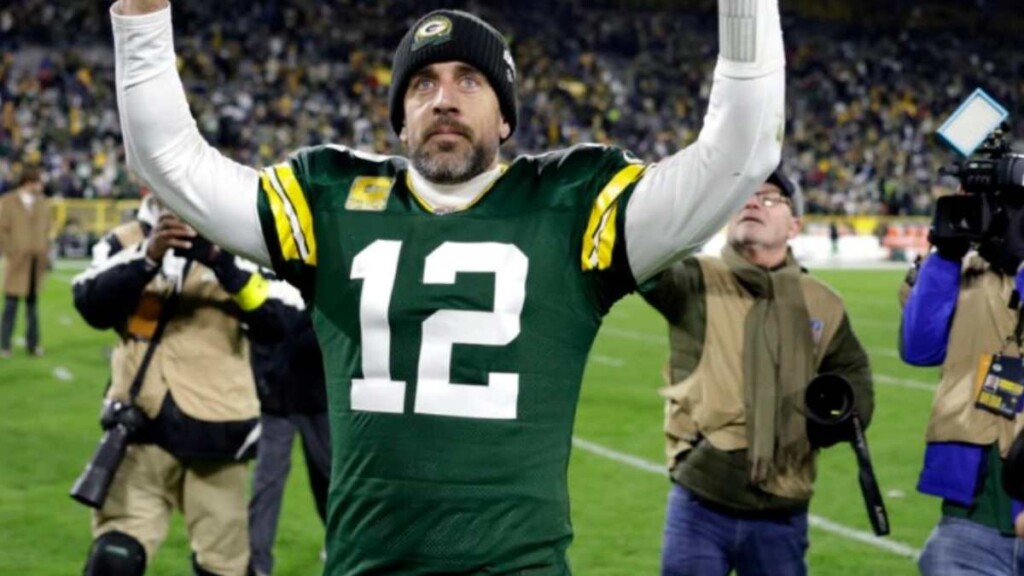 Aaron Rodgers in talk with Packers front office, says there is a chance he  MIGHT leave Green Bay – FirstSportz