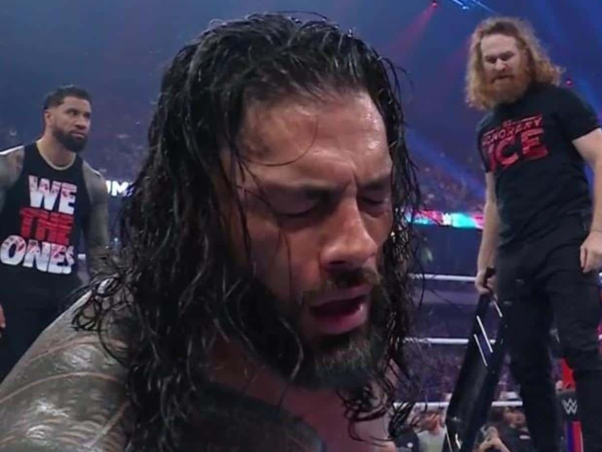 WATCH: The WWE Universe goes bonkers after Sami Zayn betrays his ‘Tribal Chief’ Roman Reigns, chants “F*ck you Roman”