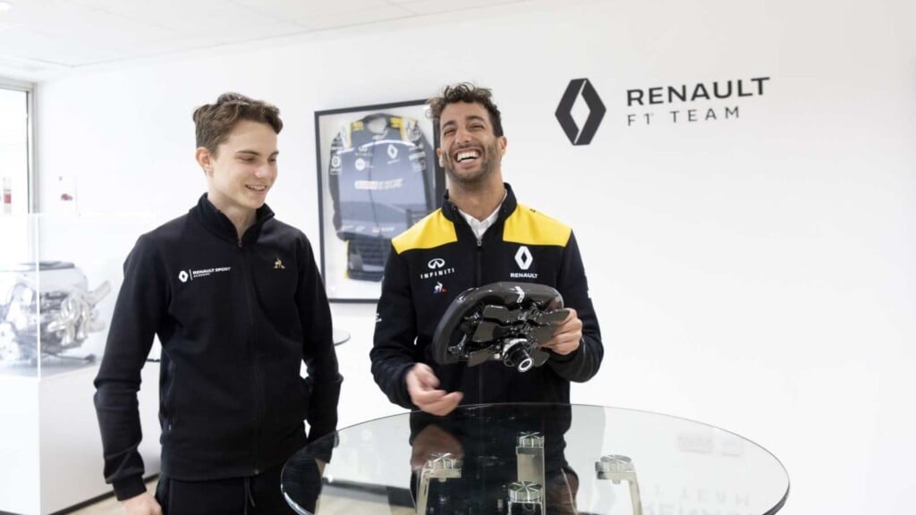 Oscar Piastri (L) and Daniel Ricciardo (R) during the Renault days (2020)