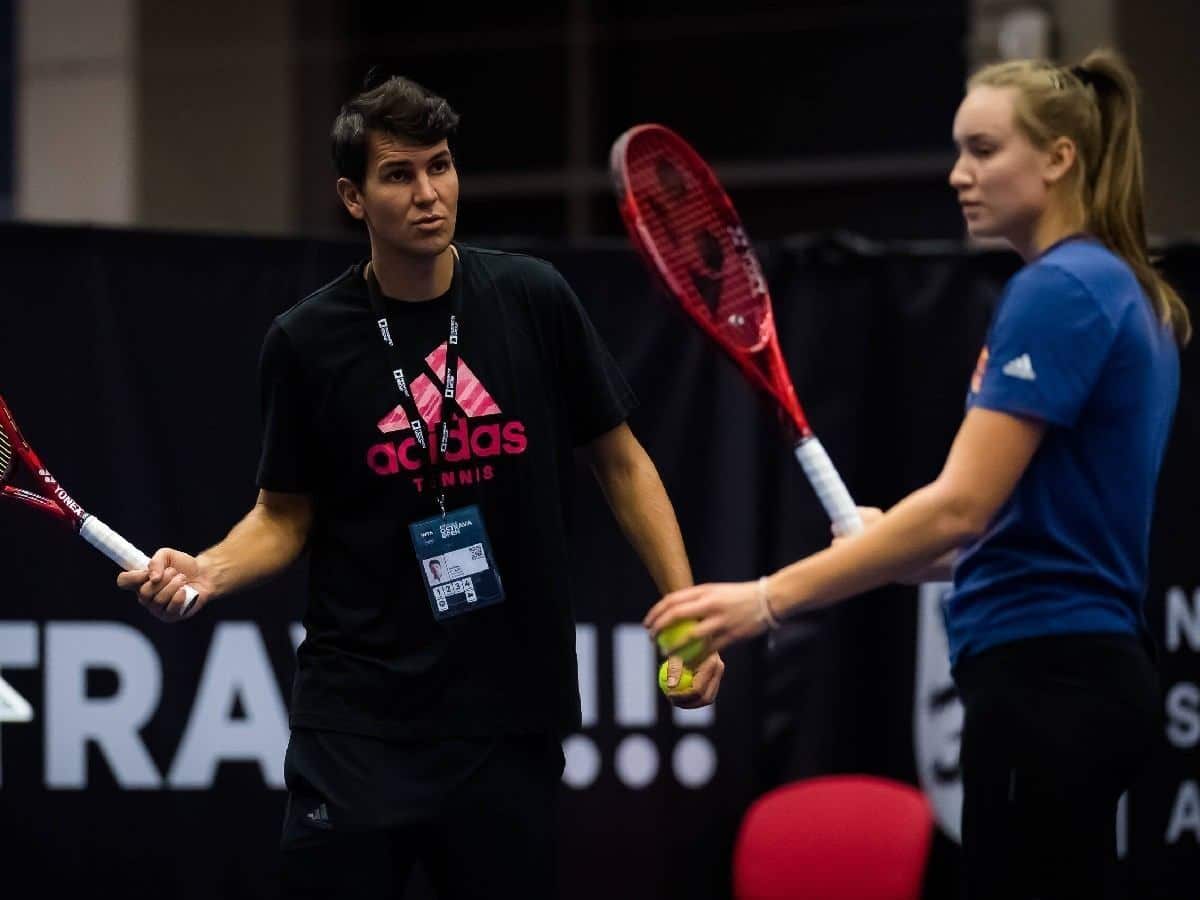 Stefano Vukov during practice with Elena Rybakina at the 2020 J&T Banka Ostrava Open 