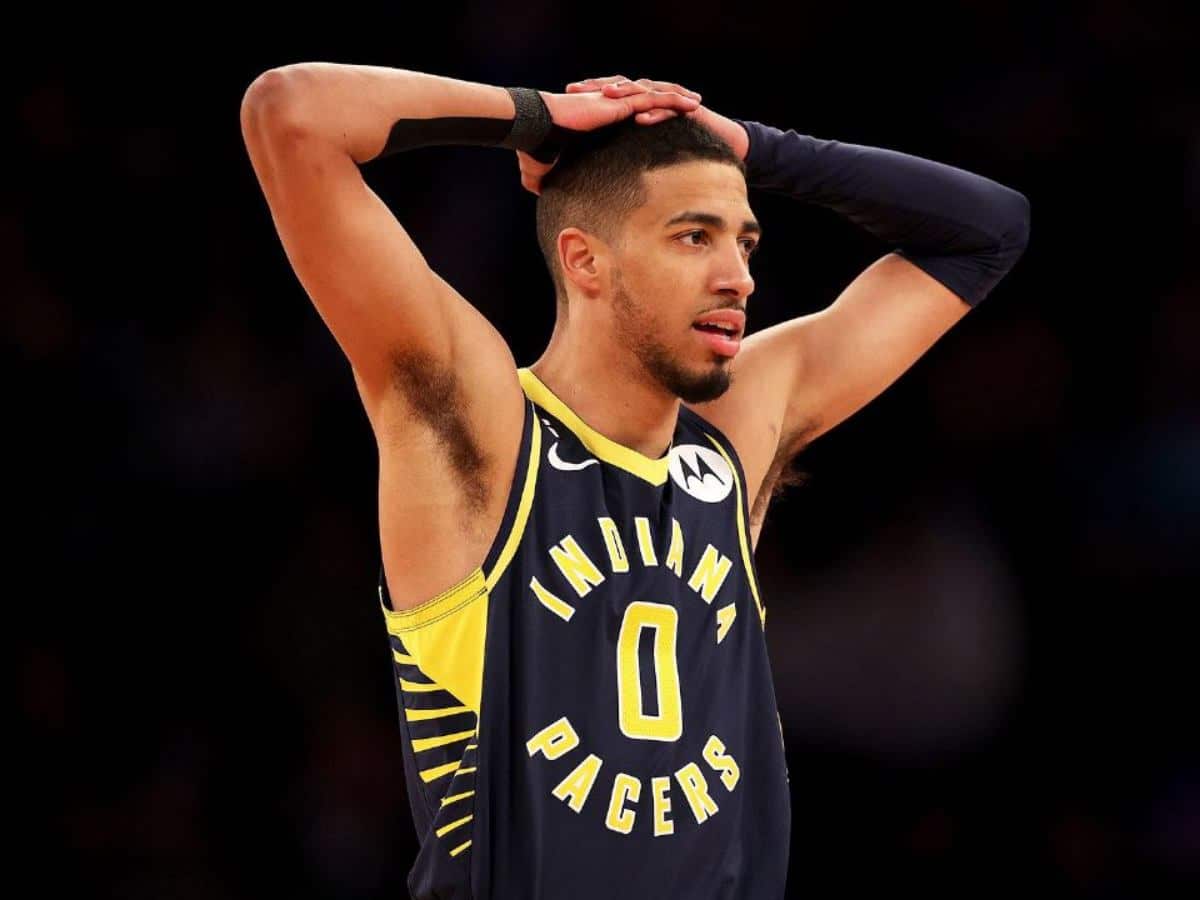 “Hoping he was just pulling a Paul Pierce” – Pacers fans left in shambles as Tyrese Haliburton limps back to the locker room mid-game