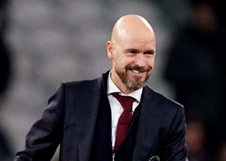 Erik Ten Hag(via sporting news)