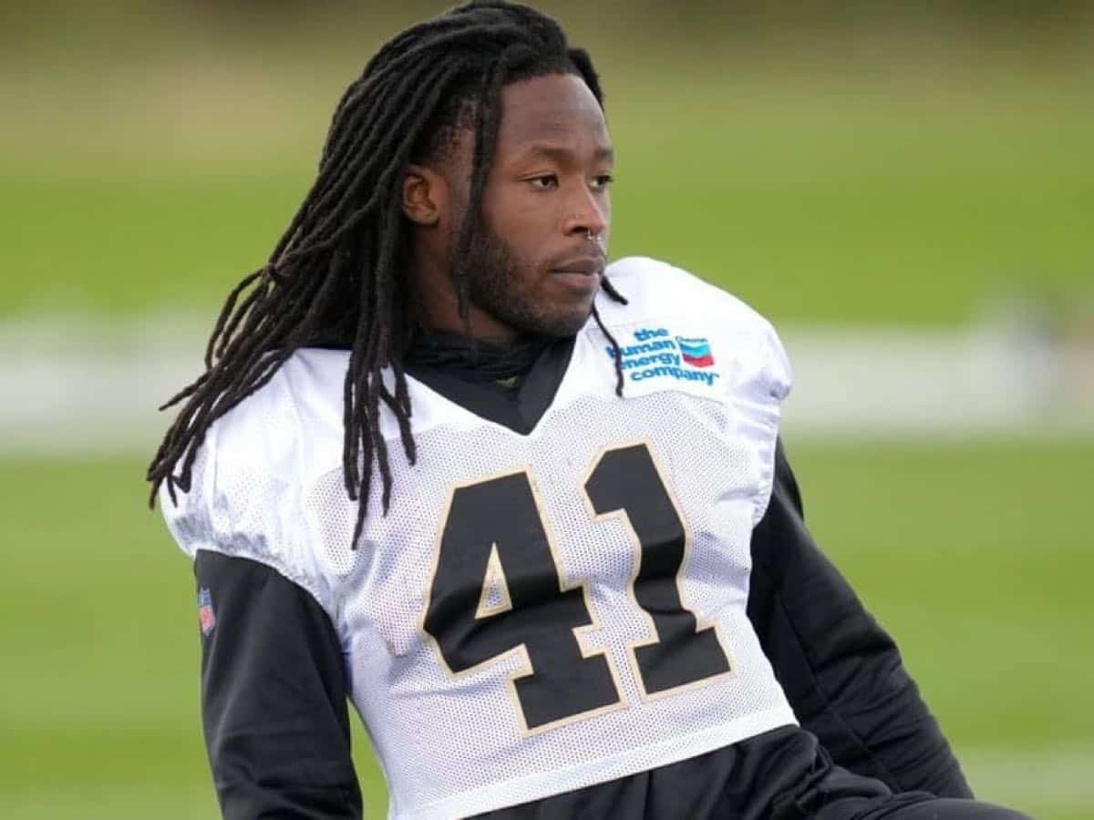 Video footage shows Saints RB Alvin Kamara and 3 others in Las Vegas hotel fight