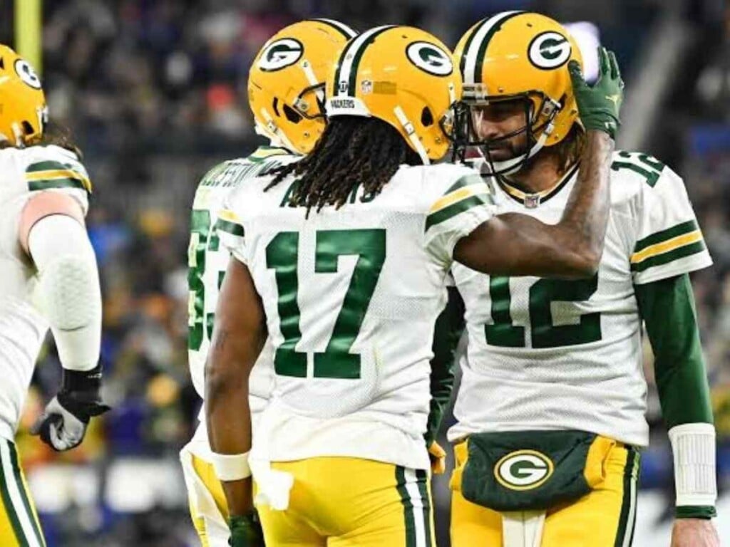 Davante Adams and Aaron Rodgers (Image via A to Z Sports)