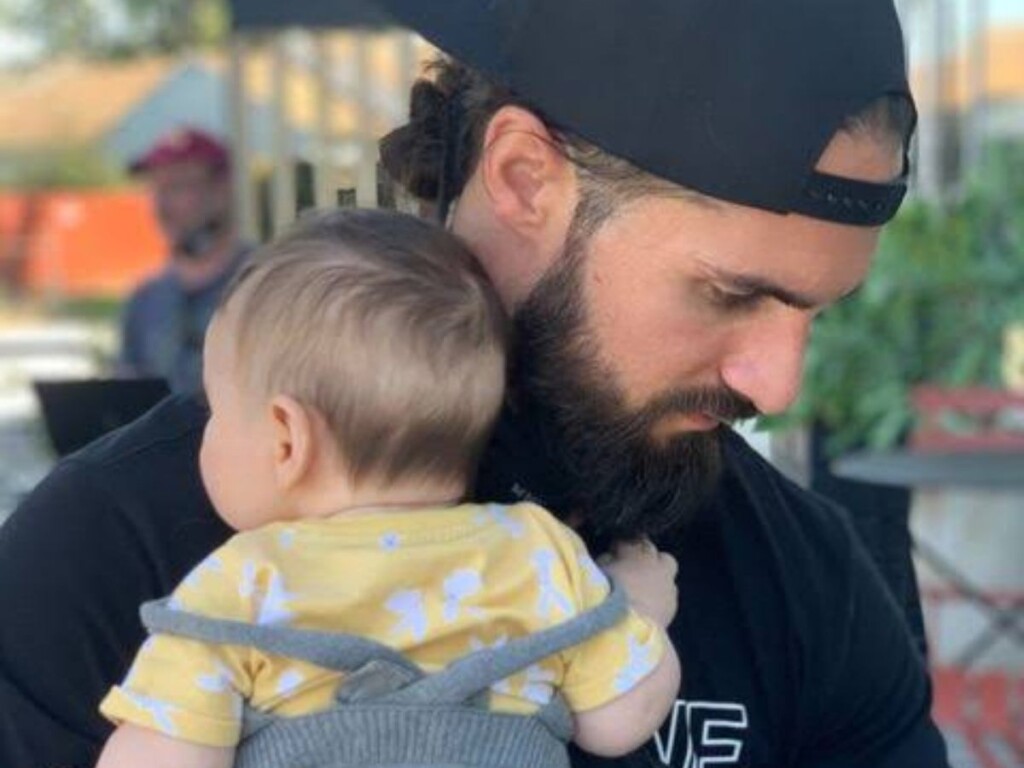 Seth Rollins with his daughter (Image Credits: Digital Spy)