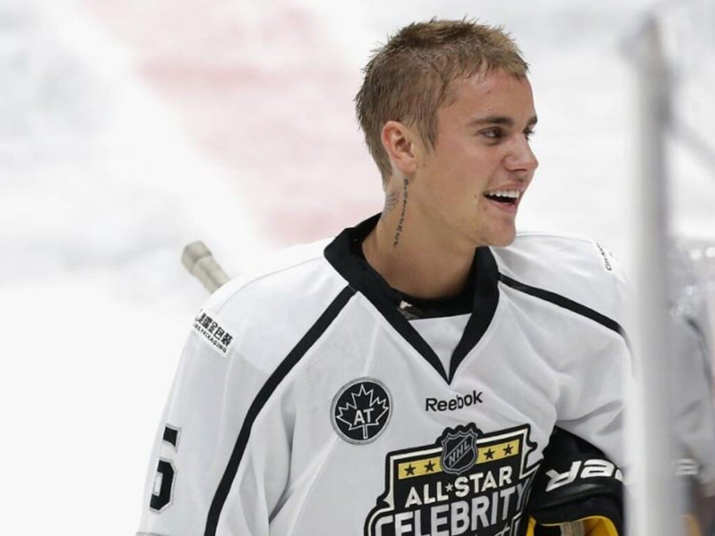 Justin Beiber [Image Credit: NHL]