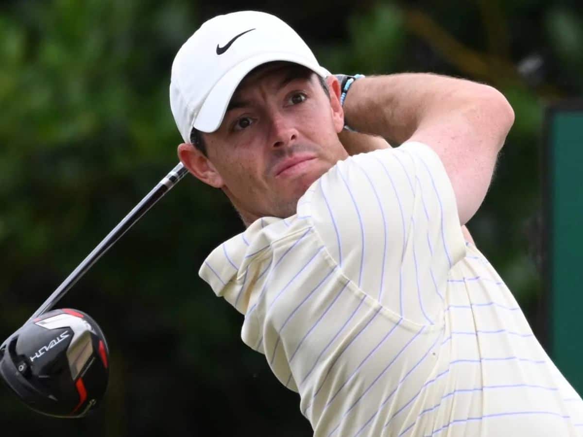 Rory McIlroy makes an unusual gear switch for Friday at the Genesis Invitational