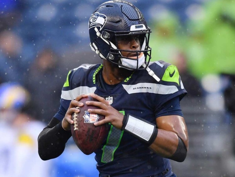 Geno Smith Pens Down An Emotional Letter To The Seahawks Fanbase After 