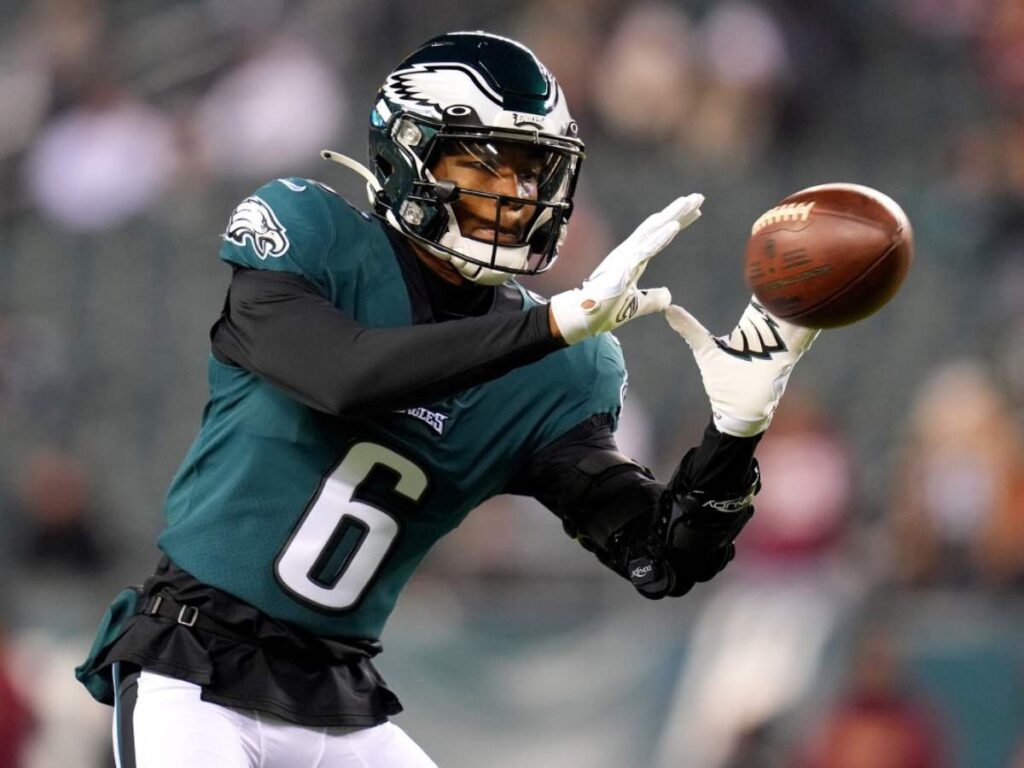 DeVonta Smith Contract Details Get to know about the salary of Eagles' young WR FirstSportz