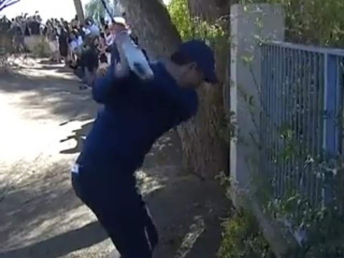 “Shot of the Year”: Rory McIlroy’s insane recovery shot at 2023 Phoenix Open leaves fans with no doubt about his skills