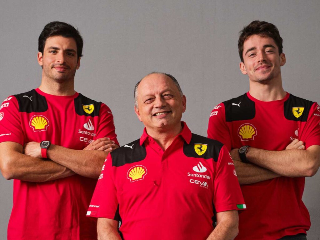 Carlos Sainz (L) Frederic Vasseur (C) Charles Leclerc (R)