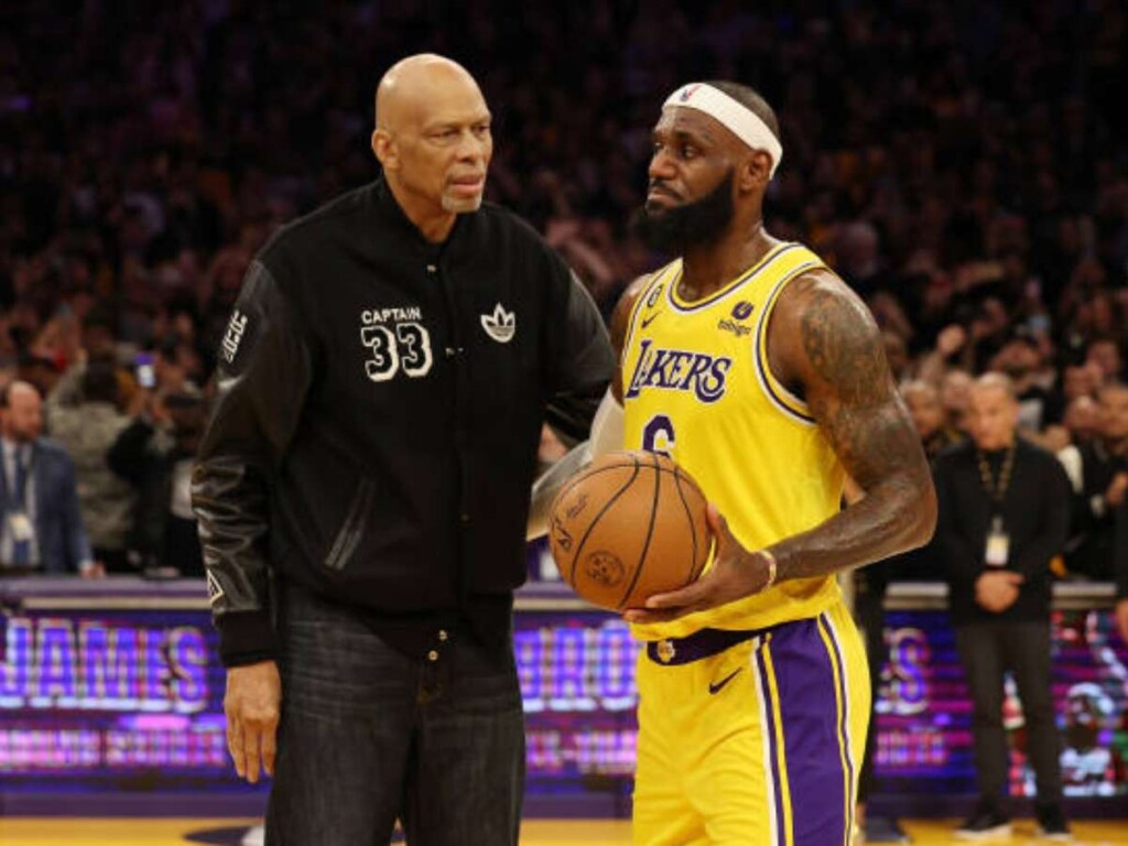 WATCH: 'Tears Of History!' LeBron James Gets Emotional As Kareem Abdul ...