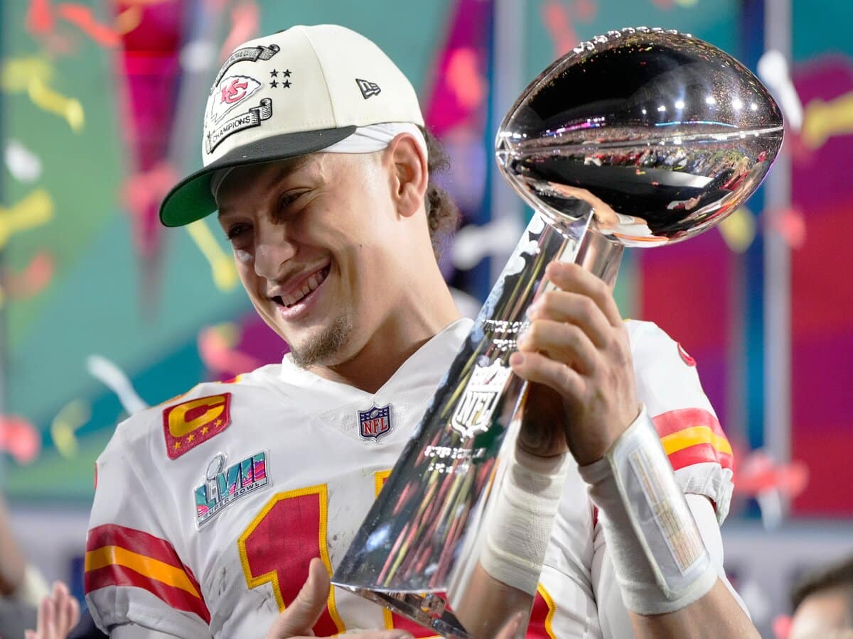 “Comeback Champs” – NFL Twitter reacts to Patrick Mahomes and the Chiefs ERASING a 10-point halftime deficit to win the third Super Bowl ring in franchise’s history