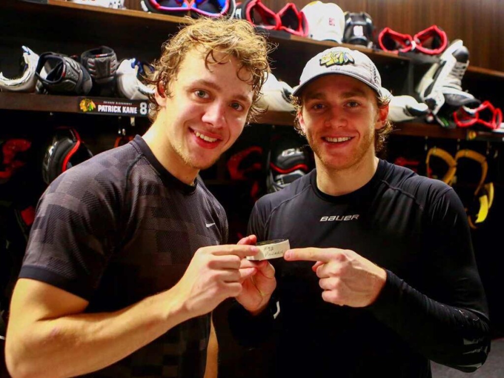 Patrick Kane and Artemi Panarin [Image Credit: Pinterest]