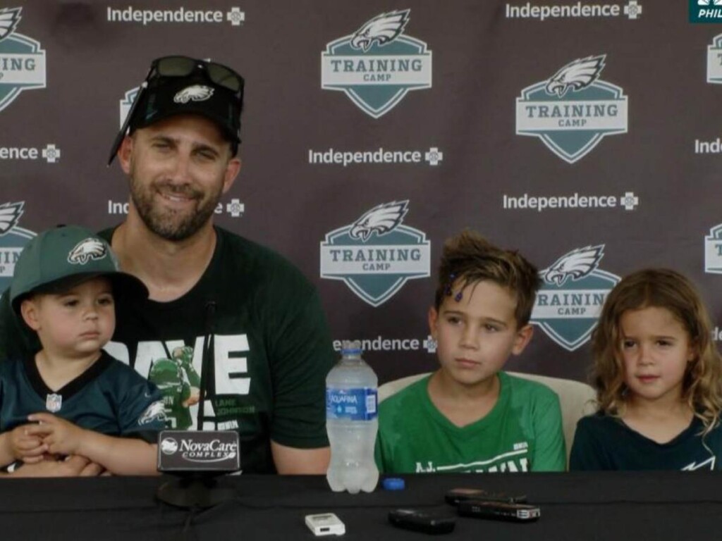Eagles HC Nick Sirianni left red face by an absurd question involving his 5-year-old daughter's dating life during Super Bowl Media Day 1 Nick Sirianni with his kids (Image via NBC Sports)