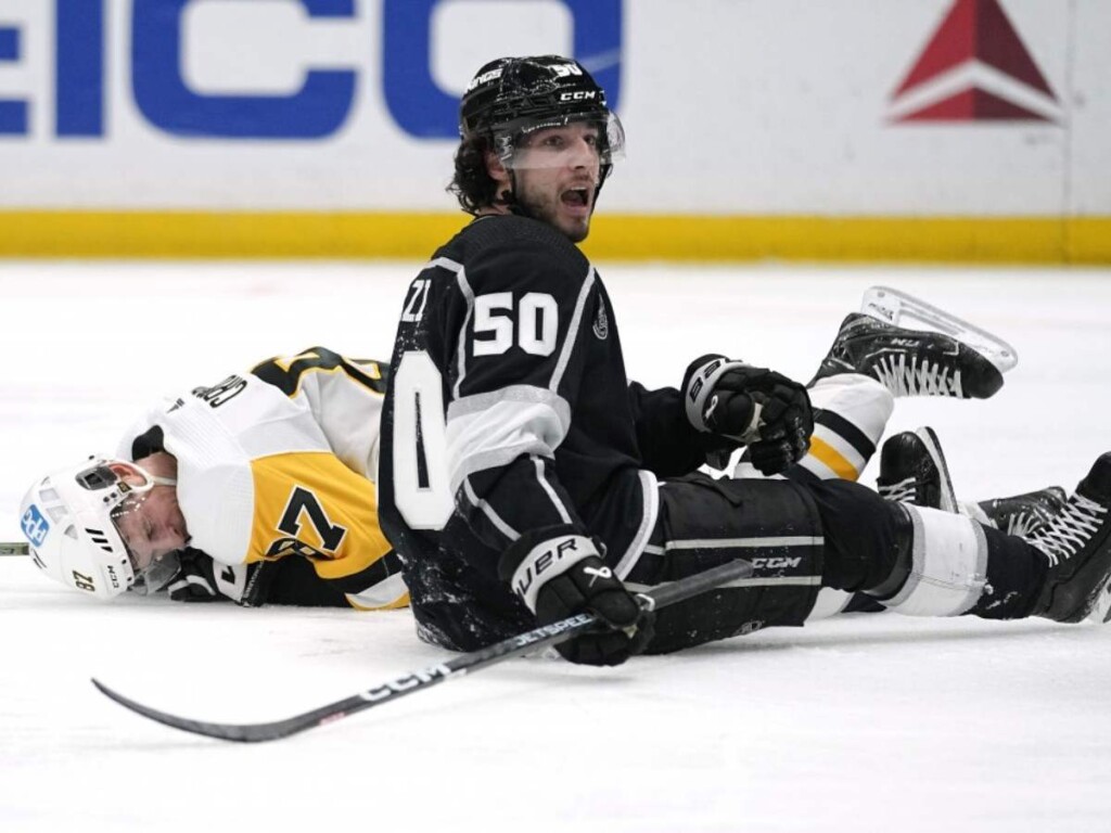 Sidney Crosby and Mikey Anderson [Image Credit: Taiwan News]