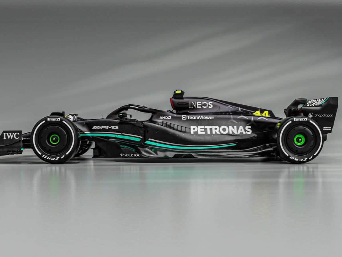 “Back to black baby” – Fans react as Mercedes reveals their F1 car for the upcoming 2023 season