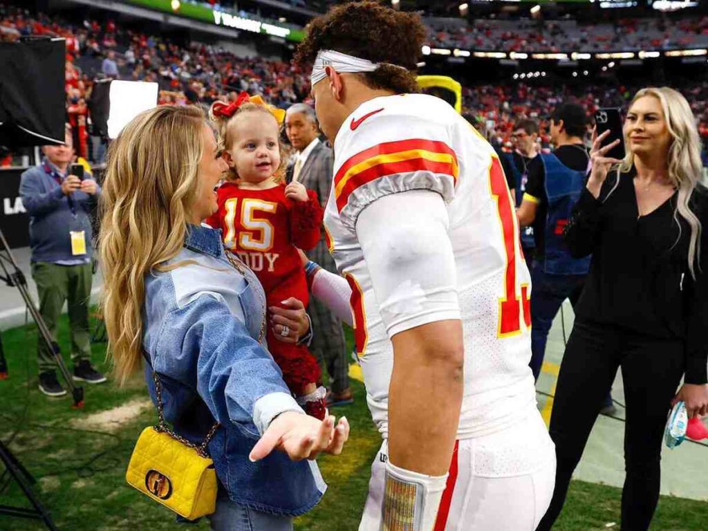 Patrick Mahomes with wife Brittany and daughter Sterling (Image via People.com)