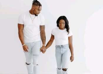 Simone Biles and Jonathan Owens [Image Credit: 36Ng]