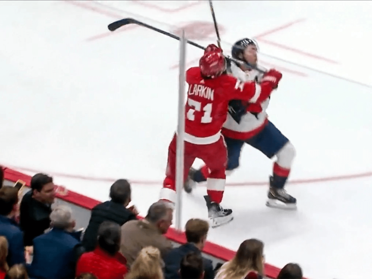 <strong></noscript>WATCH: Dylan Larkin avoids SUSPENSION with $5K fine following hit on T.J. Oshie, NHL Twitter reacts</strong>