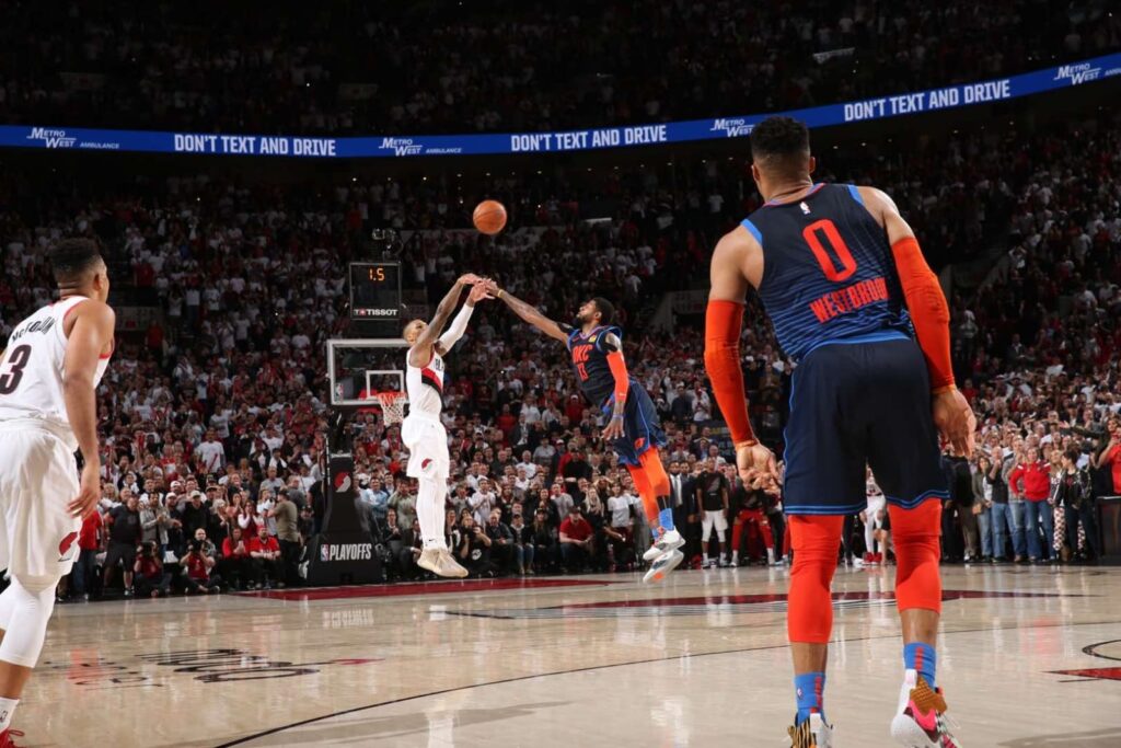 damian lillard three pointer
