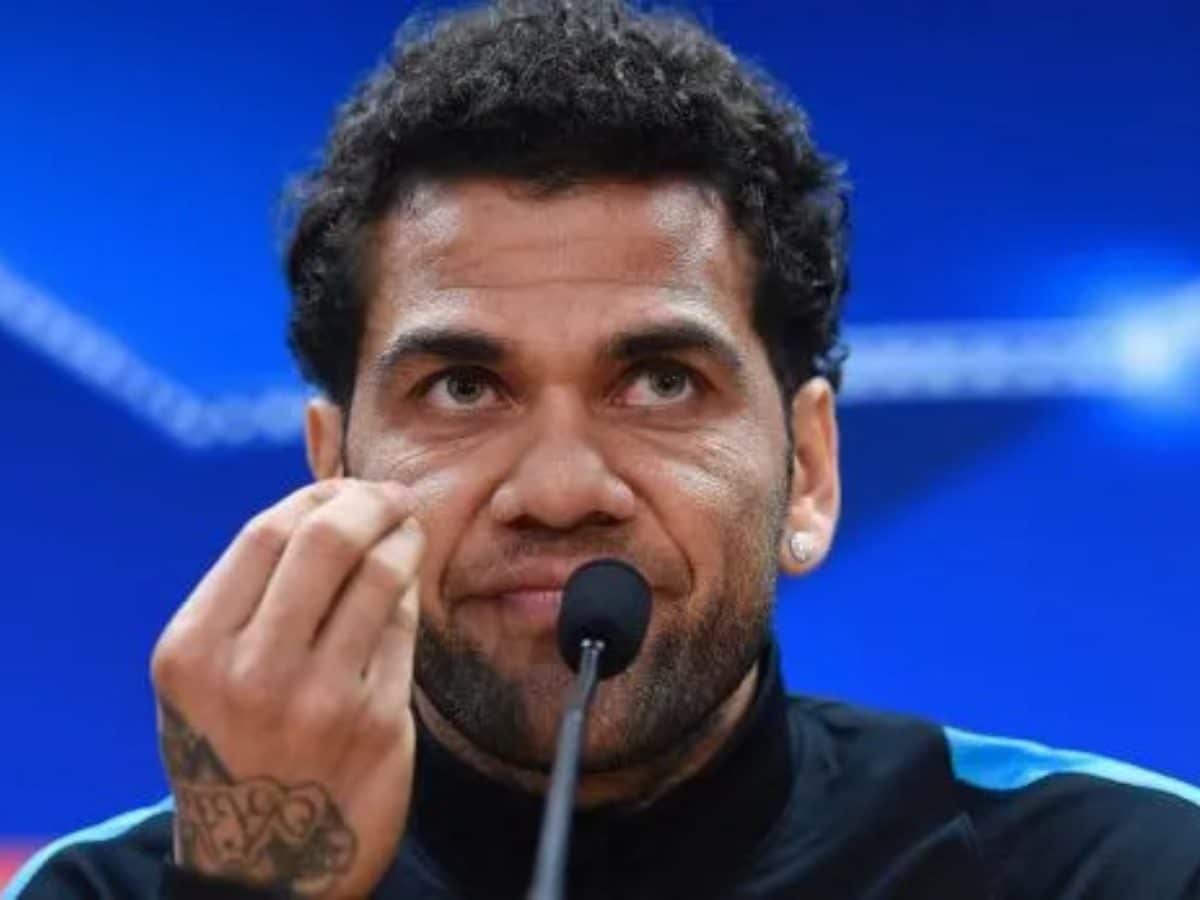 Dani Alves’s wife scraps divorce plans after visiting the Barcelona player in Prison: Reports 