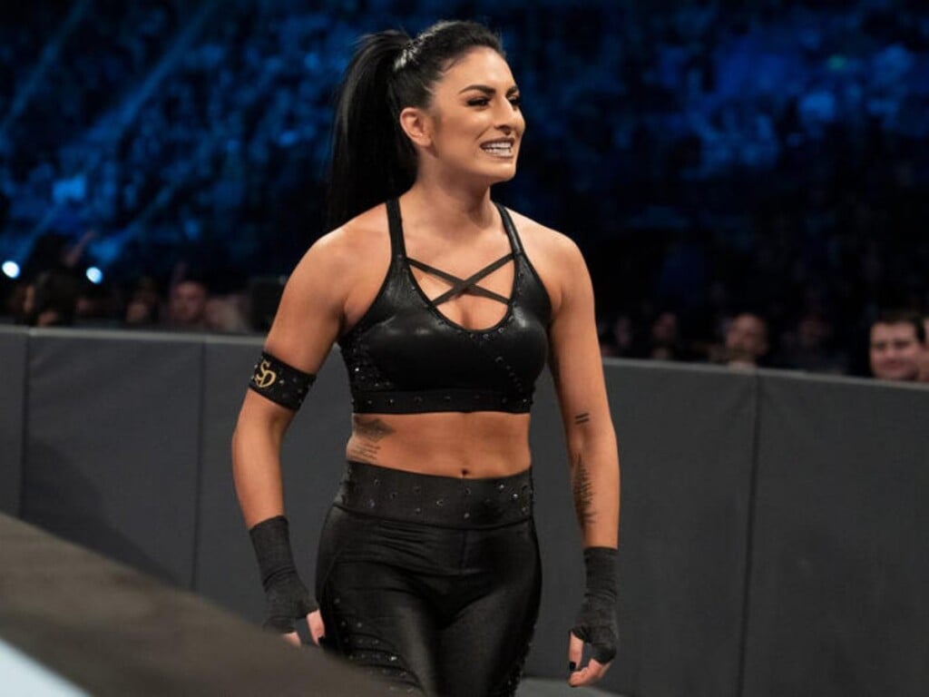 Sonya Deville