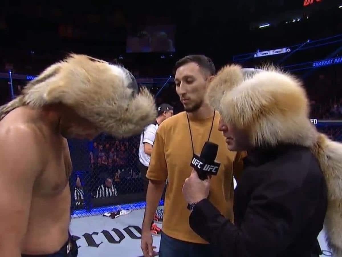 “Looks like Joe exotic” – Fans hilariously react to Shavkat Rakhmanov gifting Joe Rogan cultural hat after insane UFC 285 victory