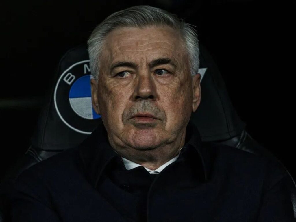 Ancelotti dugout