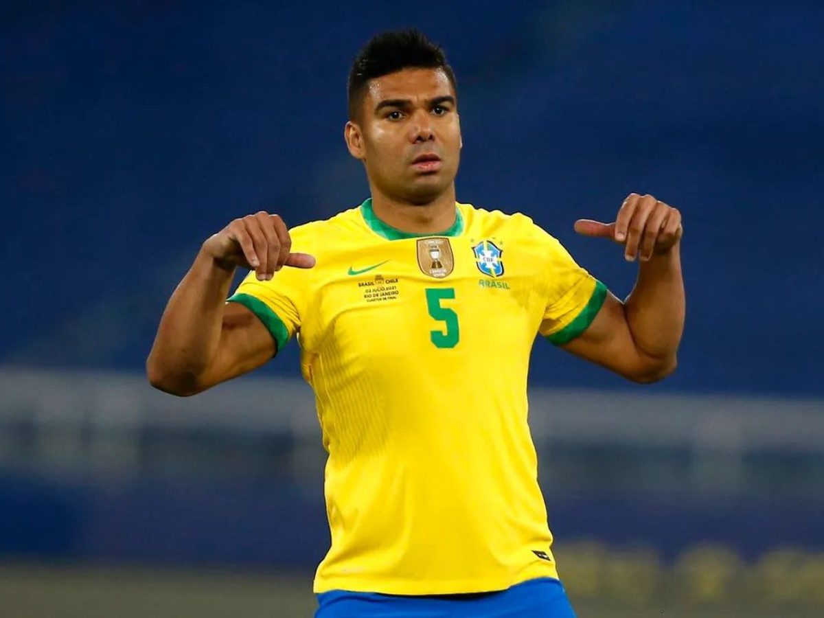 “Mentality king; Well deserved”- Fans jump in joy after Brazil announces Casemiro as new captain of National Football team