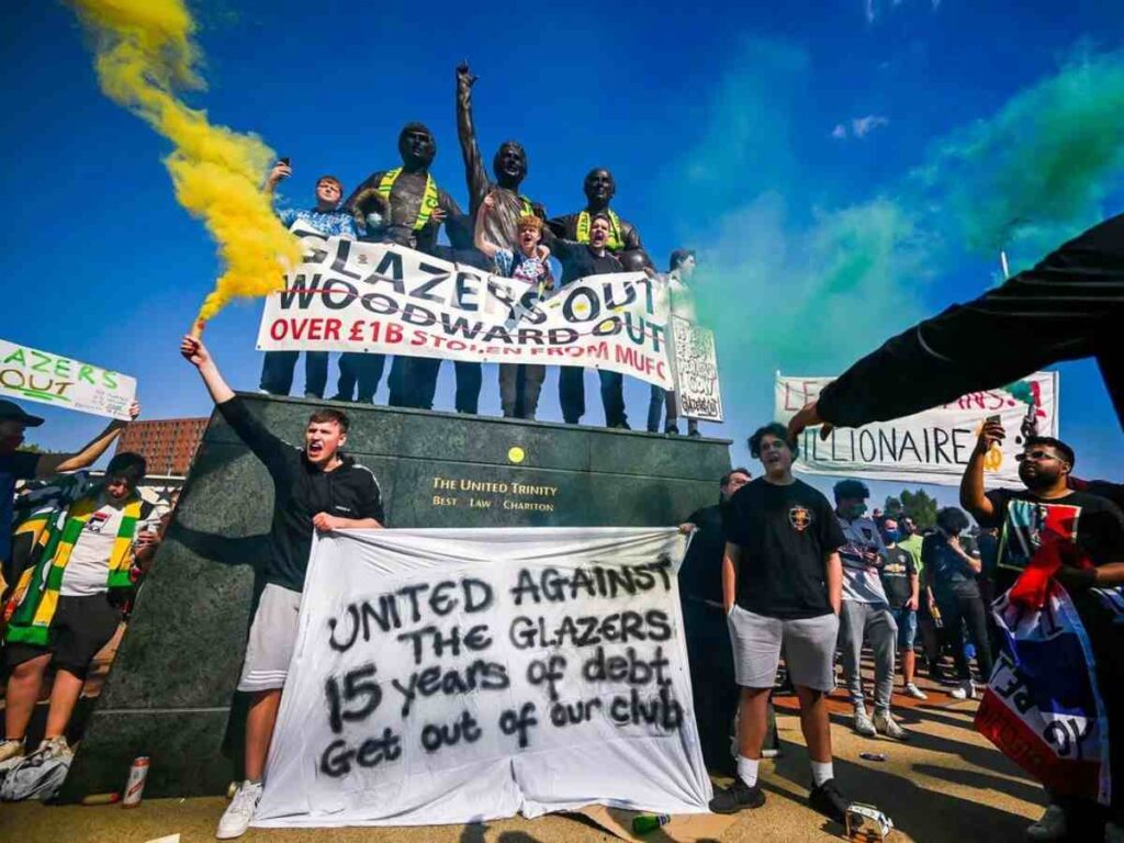 Glazers out