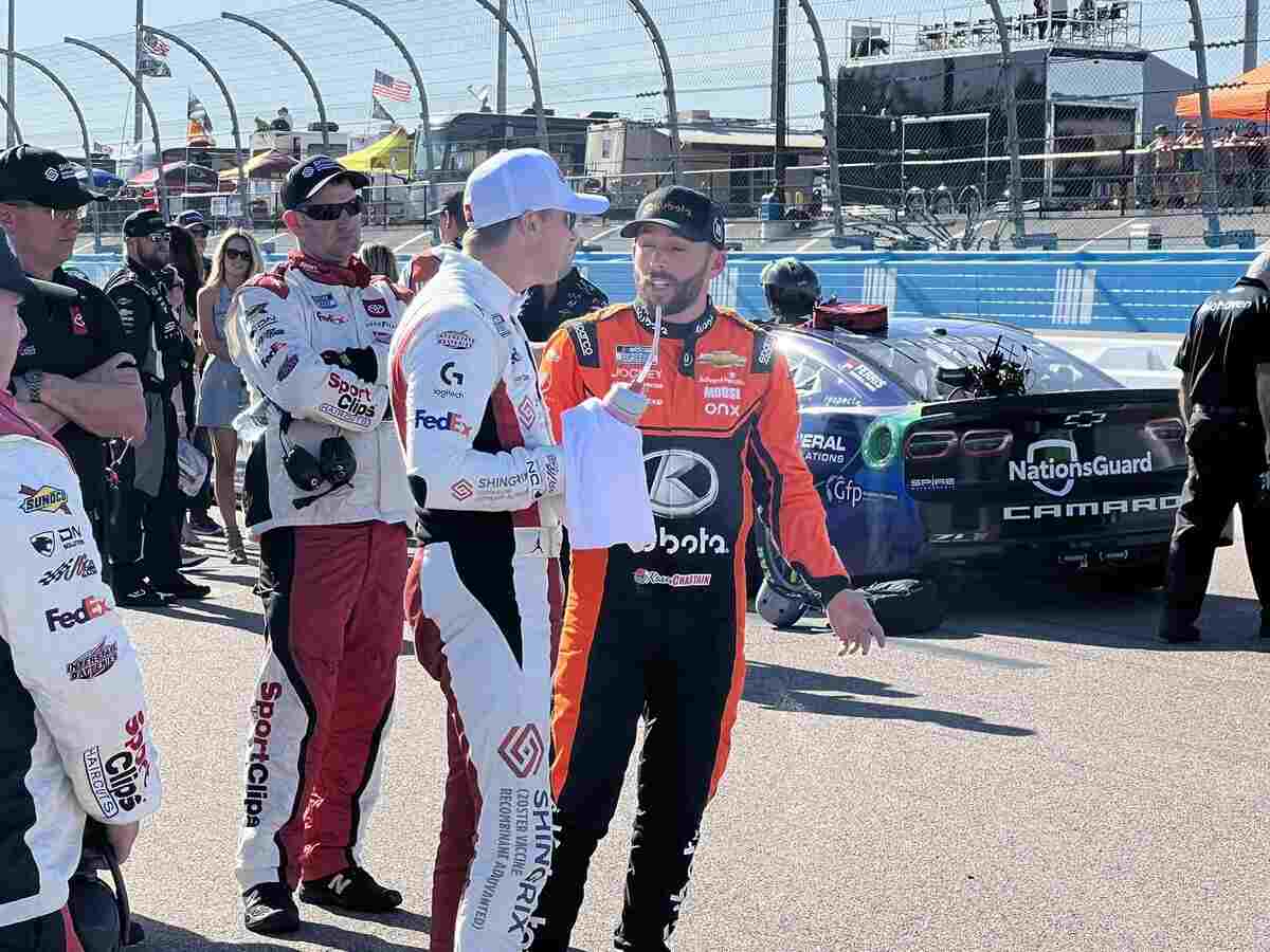 “Ross takes up so much space in Danny’s head, the most insecure driver ever”- Fans react to latest Denny Hamlin and Ross Chastain clash