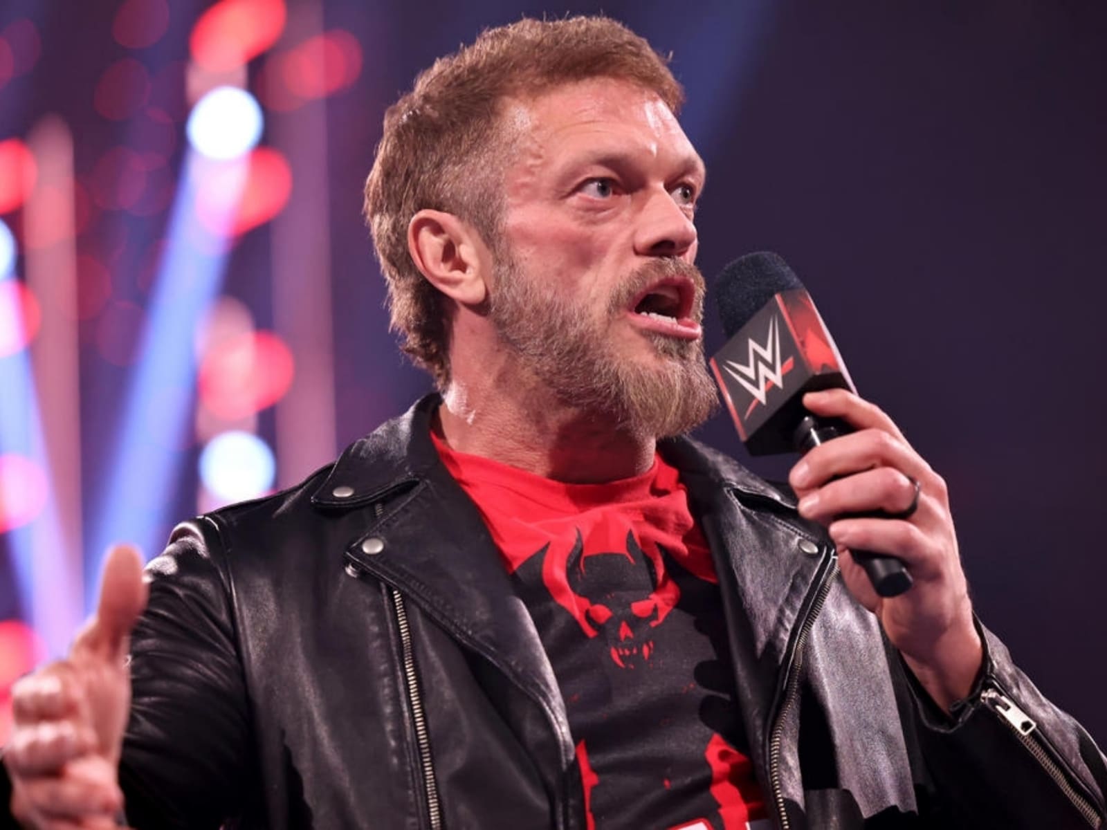 Edge set to face 4-time World Champion next week on SmackDown, details how the latter brought him out of retirement back in 2020