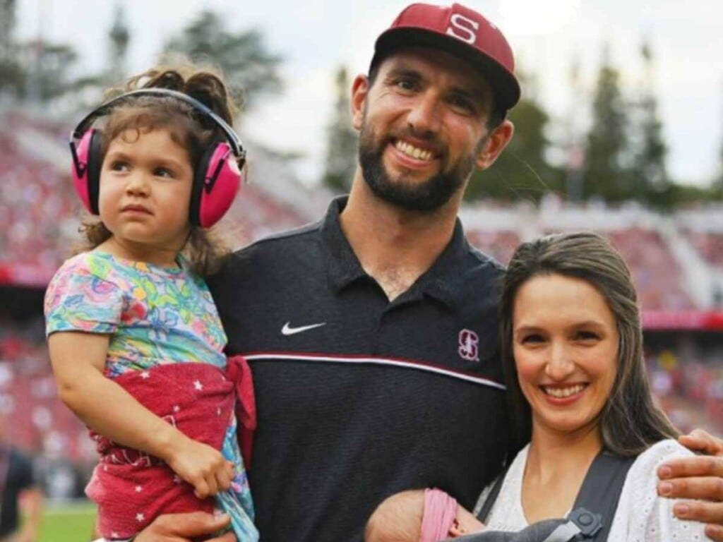 Andrew Luck with his family (Image via GH Gossip)