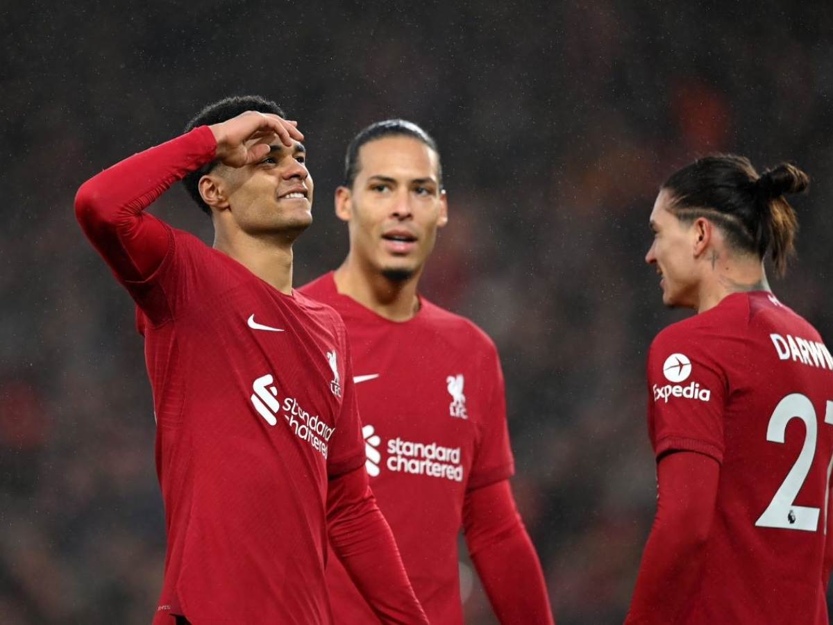 “Salah is their owner; They always kick our a**”- Fans react as Liverpool annihilate Manchester United 7-0 in Premier League